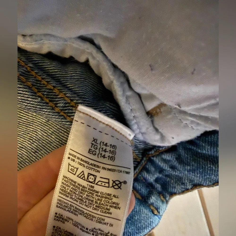 Old Navy Boys Distressed Denim Jacket XL (14/16)